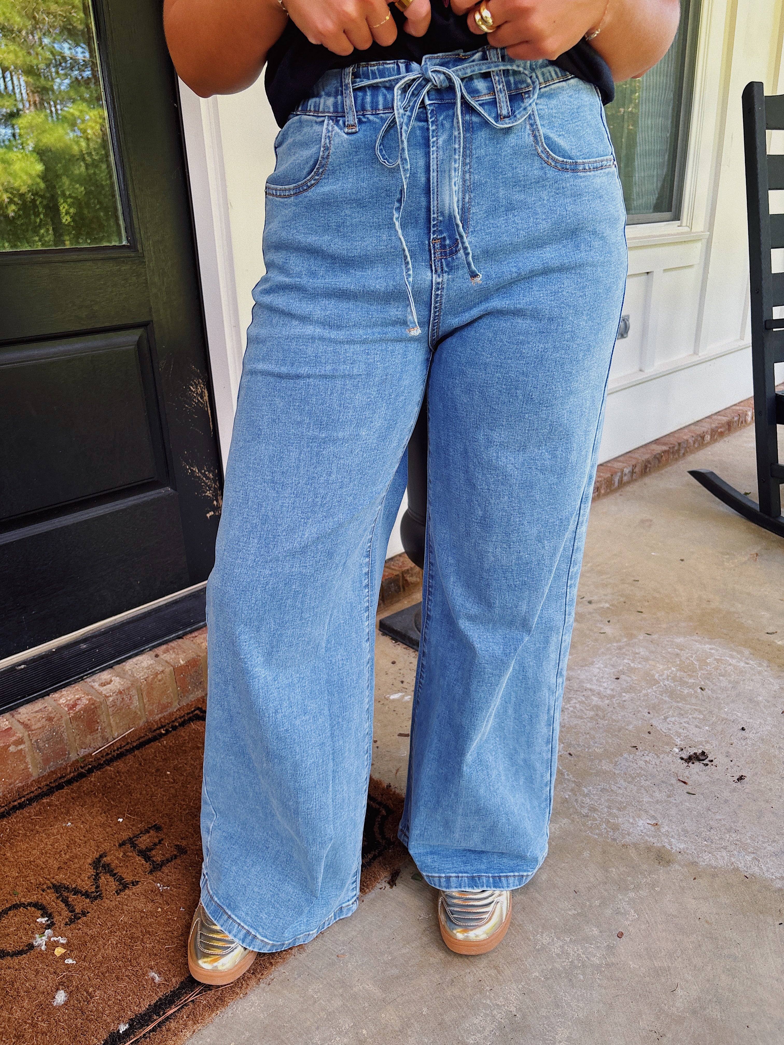 WIDE LEG JEANS