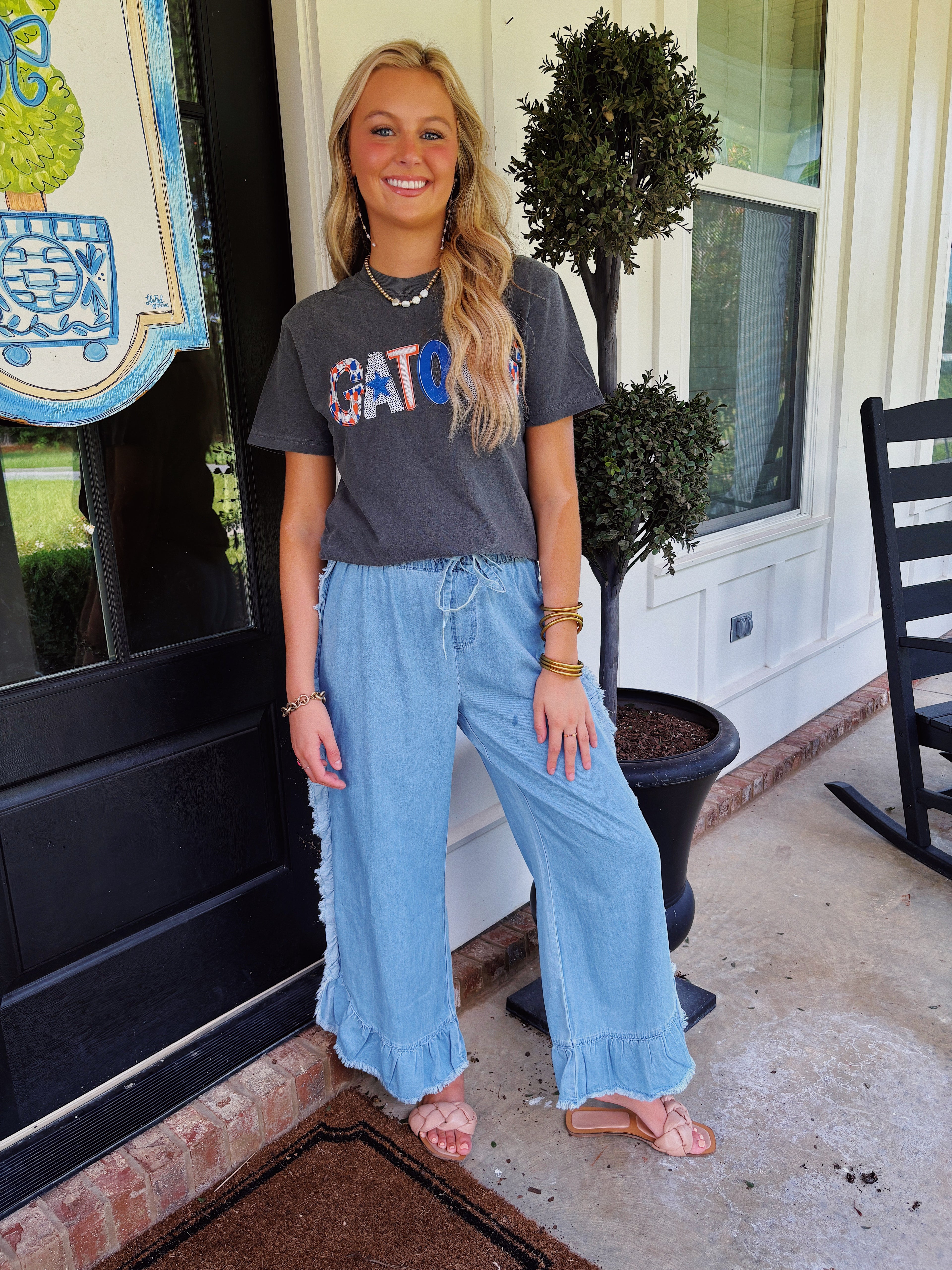 GIRLY GATORS TEE